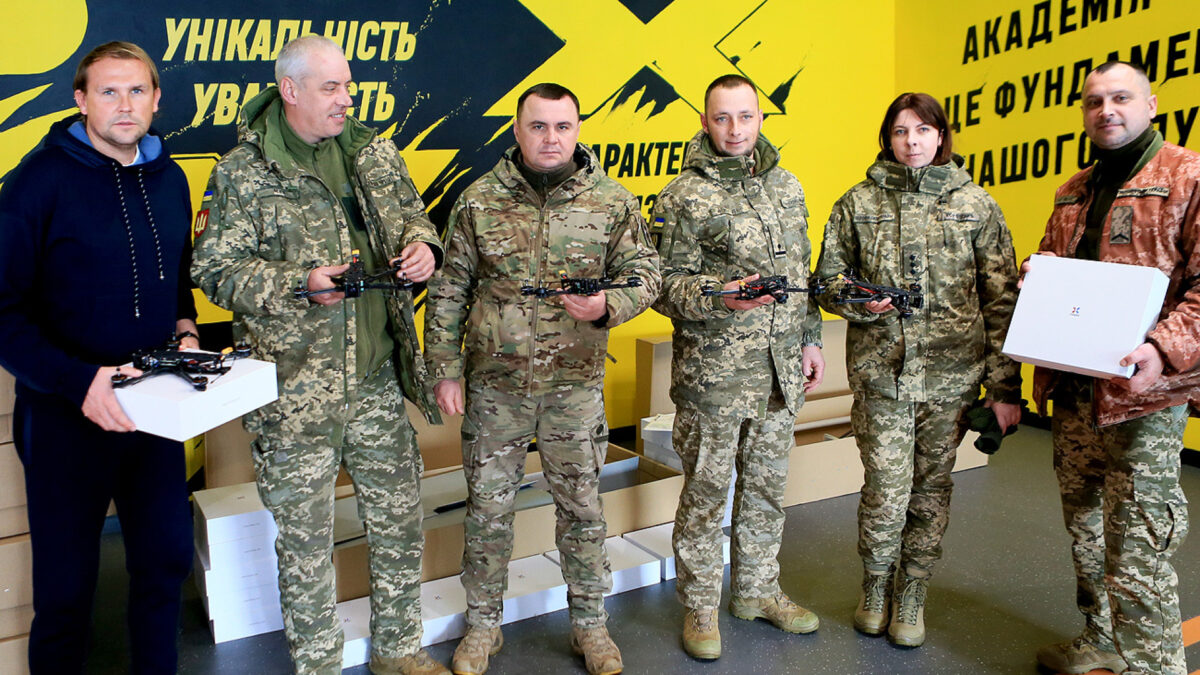 допомога від фк рух, григорія козловського та юлії думанської